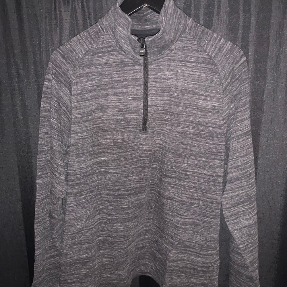 Banana Republic quarter zip size medium